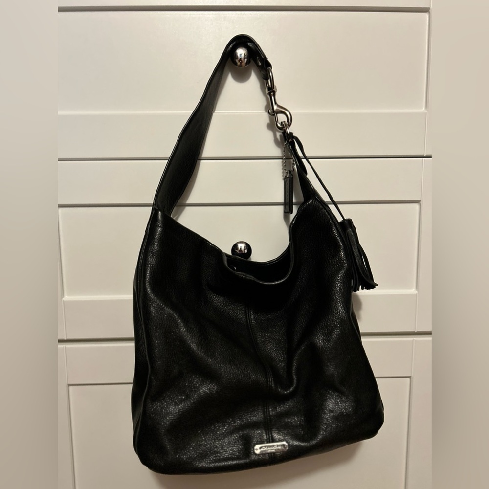 Coach Avery hobo bucket bag